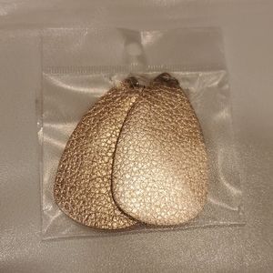 NWT‎ Faux leather earrings, rose gold teardrop